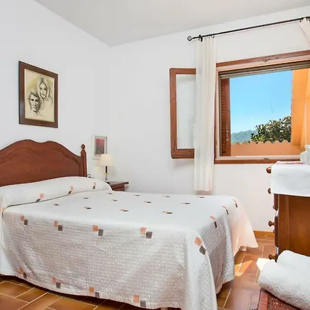 Sleeps 14 Villa *
